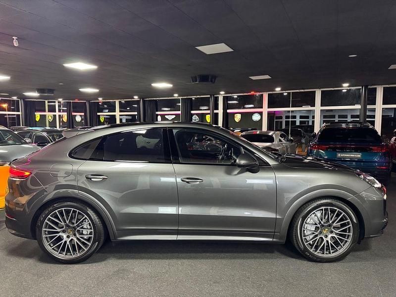 Gebraucht Porsche Cayenne Sport 441 PS (324 kW) 2019 Grau SUV
