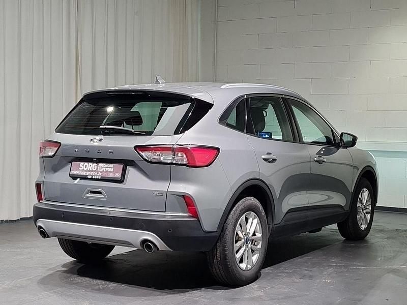 Gebraucht Ford Kuga Titanium 224 PS (164 kW) 2022 Silber, solar silver metallic SUV