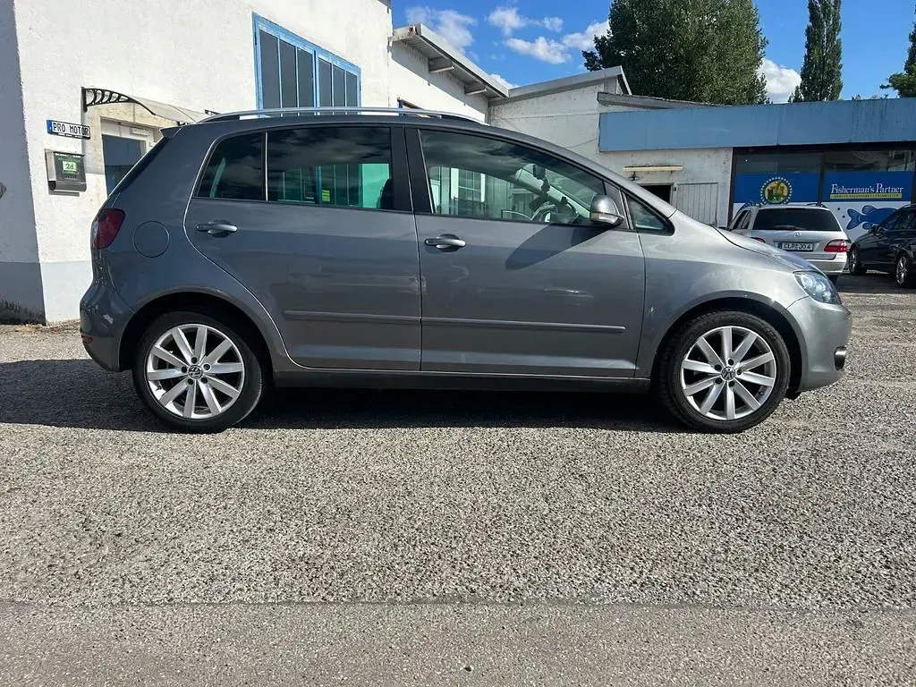 Gebraucht VW Golf Plus Cross Highline 105 PS (77 kW) 2010 Grau Limousine