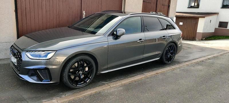 Gebraucht Audi A4 S-Line 286 PS (210 kW) 2021 Grau Kombi
