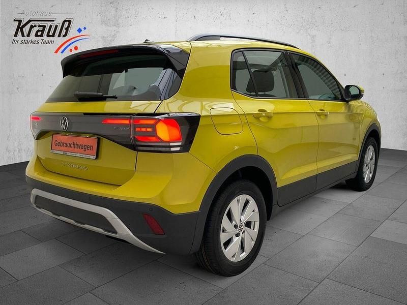 Gebraucht VW T-Cross Life 116 PS (85 kW) 2025 Gelb SUV