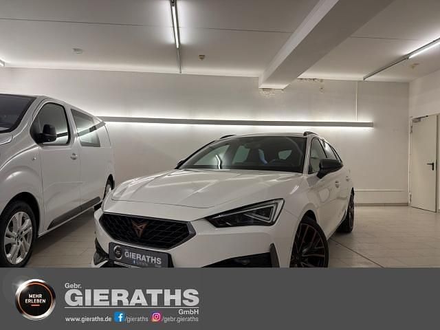 Weiss Gebraucht 2023 Cupra Leon VZ2 Kombi | 32.950 € (Fairer Preis) - Bild 1/4