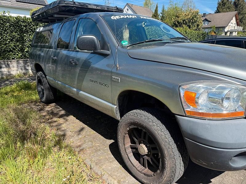 Second-hand Dodge Ram 350 CP (257 kW) 2006 Argintiu Pickup
