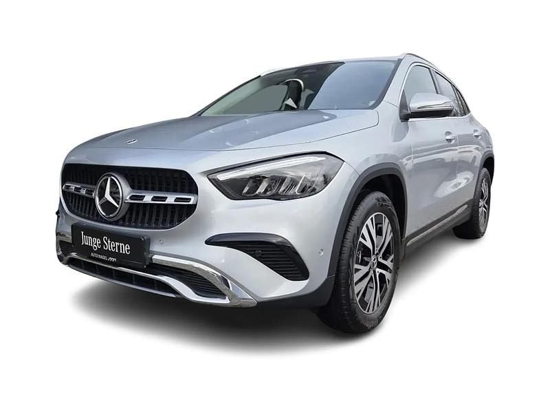Gebraucht Mercedes GLA180 136 PS (100 kW) 2024 Andere SUV