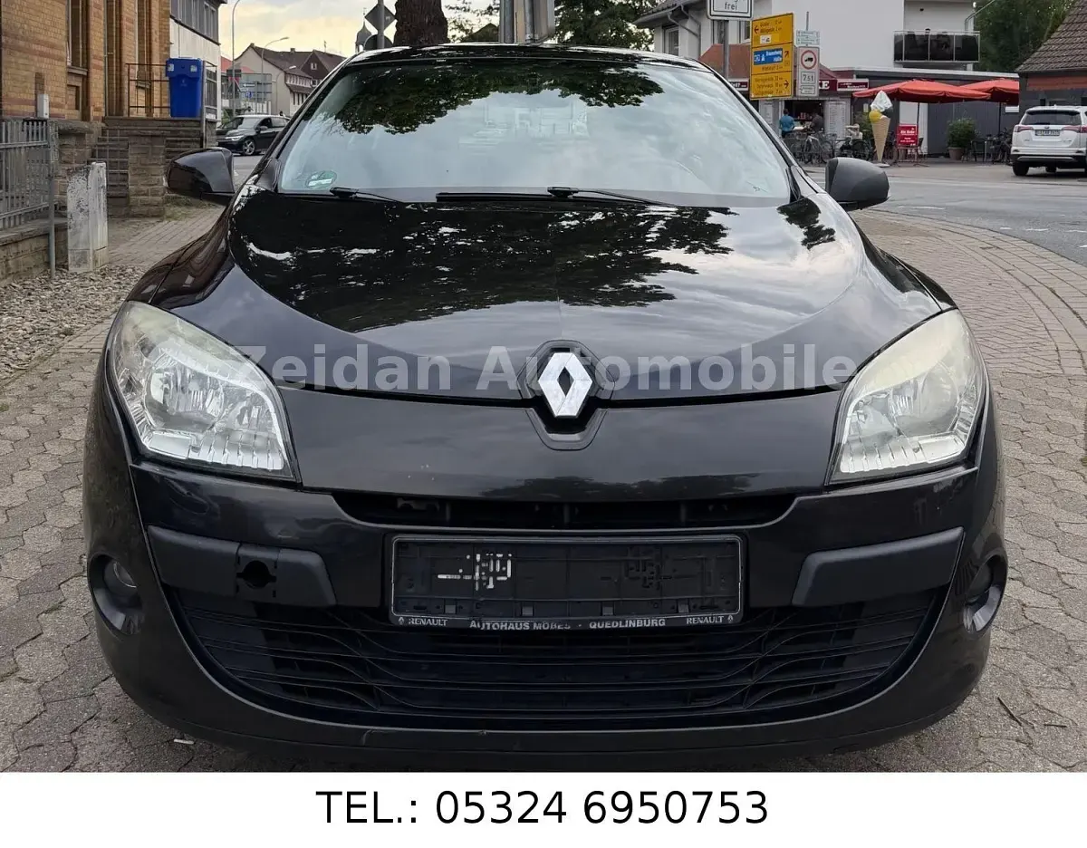 Gebraucht Renault Mégane Expression 101 PS (74 kW) 2010 Schwarz Limousine