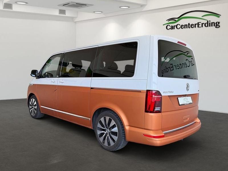 Gebraucht VW Multivan Generation Six 199 PS (146 kW) 2020 Candyweiss/orange Van