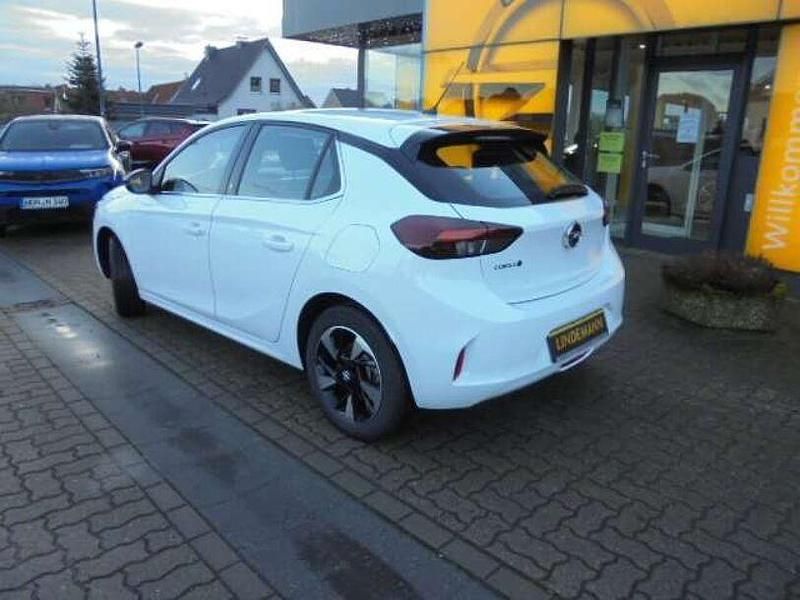 Gebraucht Opel Corsa-e Elegance 100 kW (136 PS) 2023 Arktis weiß Kleinwagen