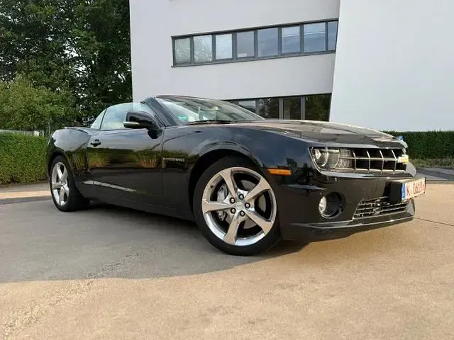 Gebraucht Chevrolet Camaro 405 PS (297 kW) 2012 Schwarz Cabrio