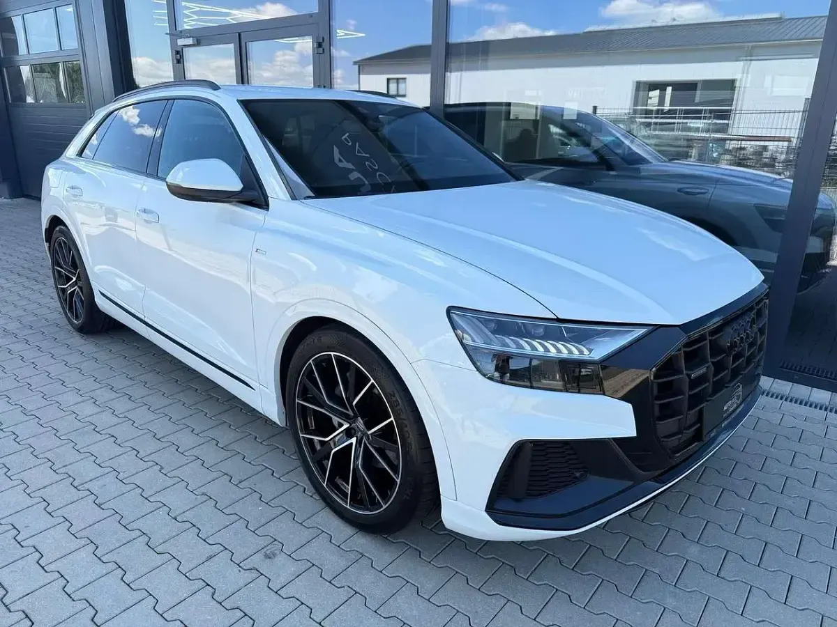 Gebraucht Audi Q8 S-Line 286 PS (210 kW) 2019 Carraraweiß SUV