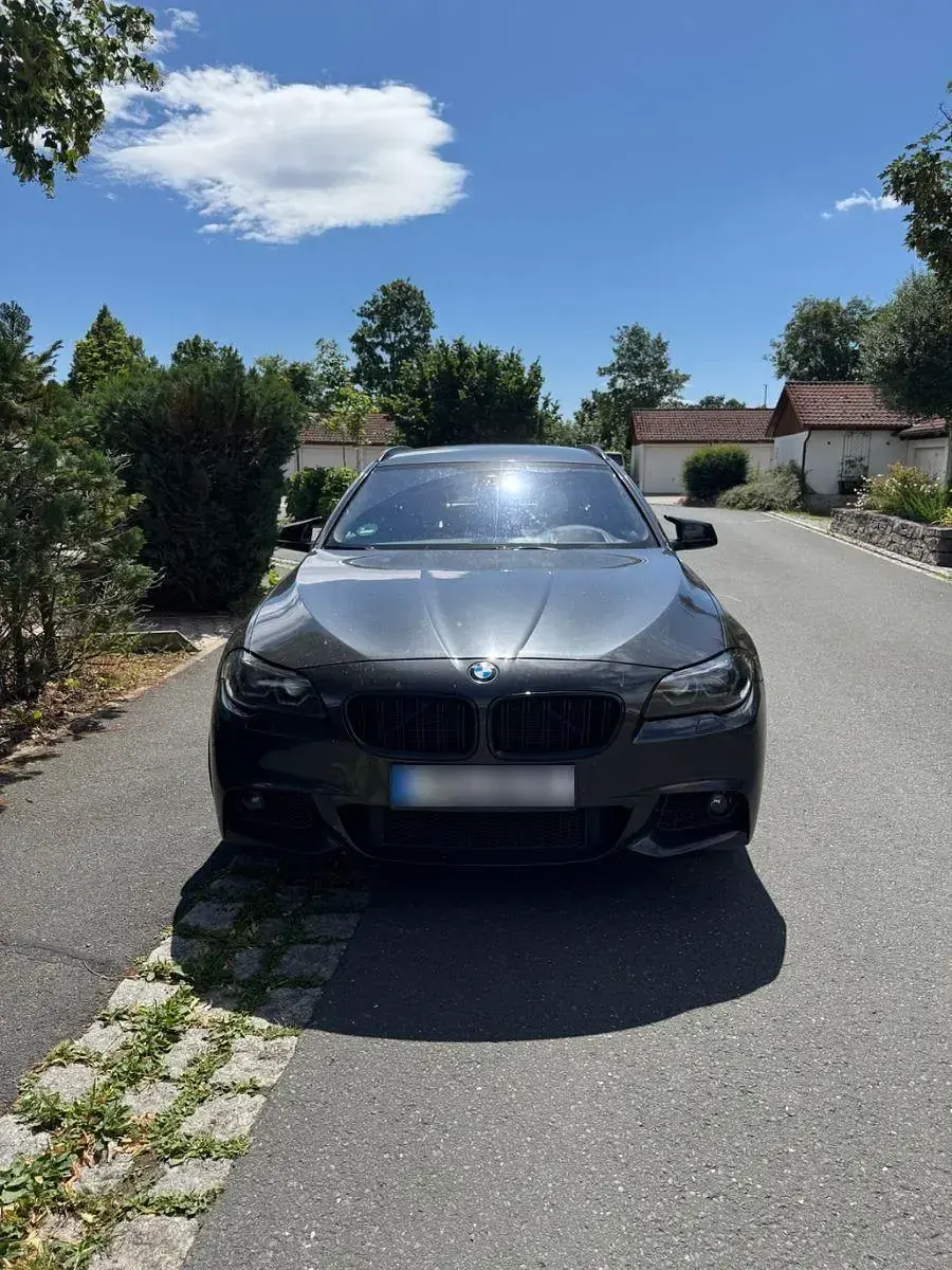 Gebraucht BMW 530 M Sport 258 PS (189 kW) 2012 Schwarz Kombi