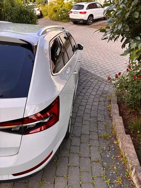 Gebraucht Skoda Superb Style 150 PS (110 kW) 2024 Weiß Kombi