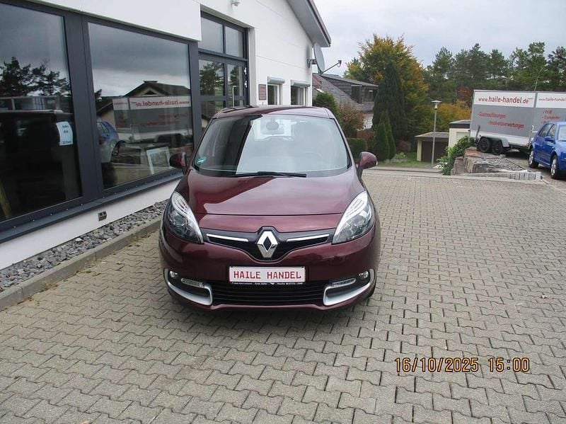 Dunkelrot Gebraucht 2014 Renault Scénic III Initiale Paris Van / Kleinbus | 4.950 € (Guter Preis) - Bild 1/4