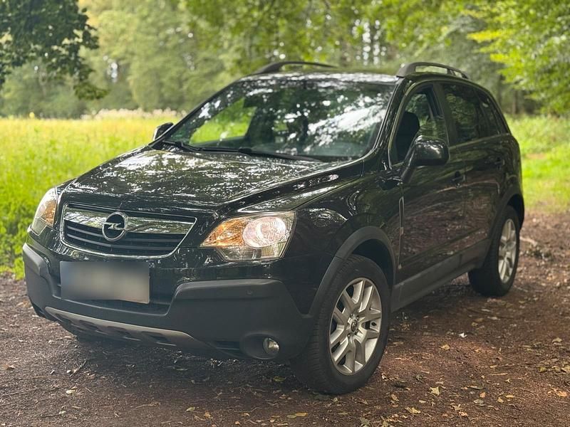 Schwarz Gebraucht 2010 Opel Antara SUV | 2.950 € (Fairer Preis) - Bild 1/4