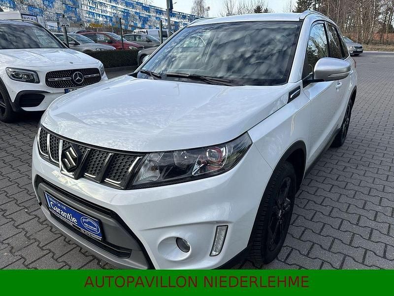 Gebraucht Suzuki Vitara 140 PS (102 kW) 2015 Weiß SUV
