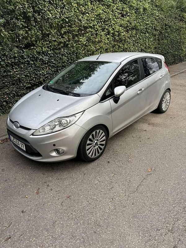 Gebraucht 2009 Ford Fiesta Titanium Kleinwagen | 2.900 € (Fairer Preis) - Bild 1/4