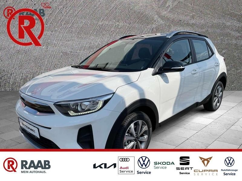 Gebraucht Kia Stonic Vision 101 PS (74 kW) 2024 Ud) clear white s (weiss SUV