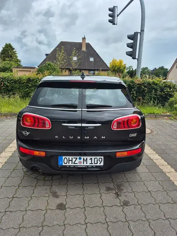 Gebraucht Mini One Clubman 102 PS (75 kW) 2020 Schwarz Kombi