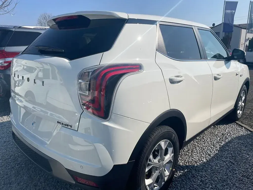 Neu KGM Tivoli 163 PS (119 kW) 2026 Weiß SUV