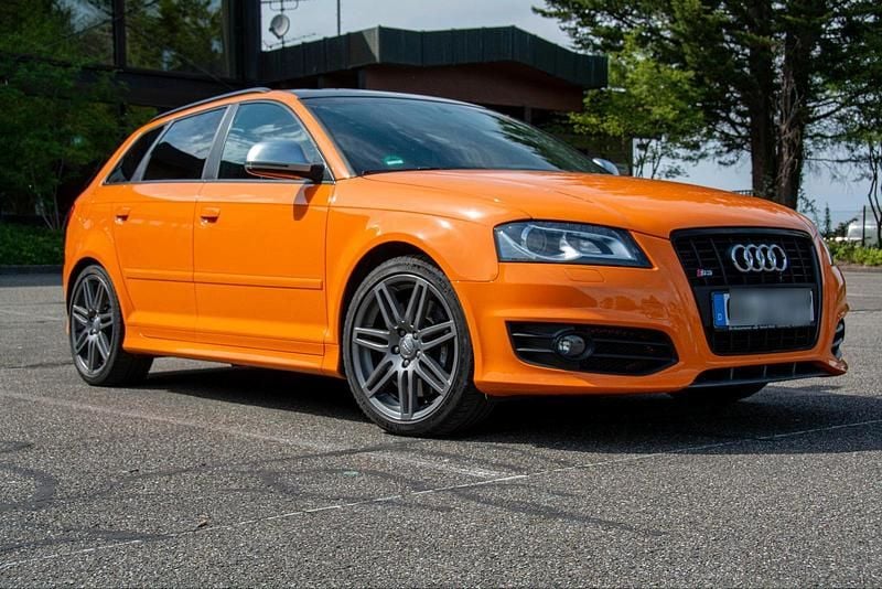 Orange Gebraucht 2009 Audi S3 Sportback Kombi | 14.500 € (Teuer) - Bild 1/4