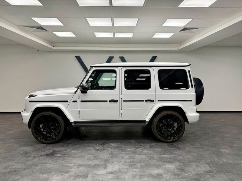 Weiß Gebraucht 2024 Mercedes G450 AMG SUV | 163.800 € - Bild 1/4