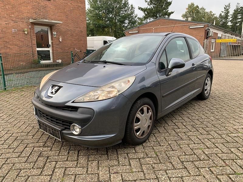 Gebraucht Peugeot 207 86 PS (63 kW) 2008 Grau Kleinwagen