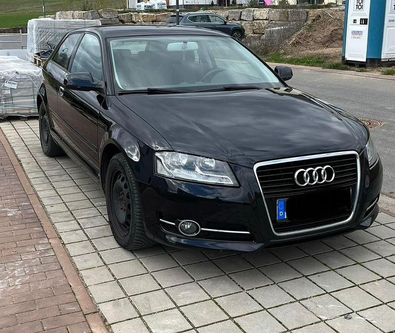 Gebraucht Audi A3 Ambiente 102 PS (75 kW) 2010 Schwarz Kleinwagen