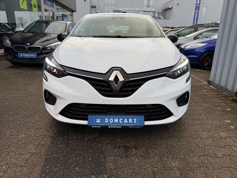 Gebraucht Renault Clio V Equilibre 67 PS (49 kW) 2023 Weiß Limousine