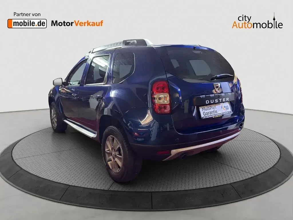 Gebraucht Dacia Duster Celebration 125 PS (91 kW) 2015 Blau SUV