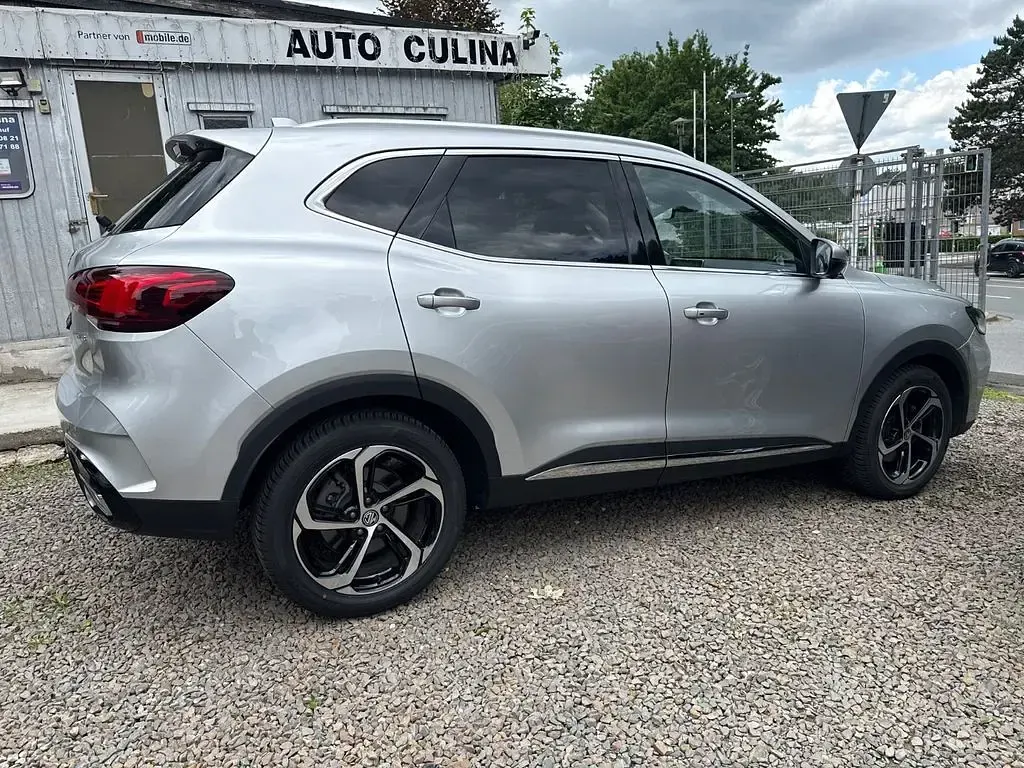 Gebraucht MG HS Comfort 162 PS (119 kW) 2023 Silber SUV