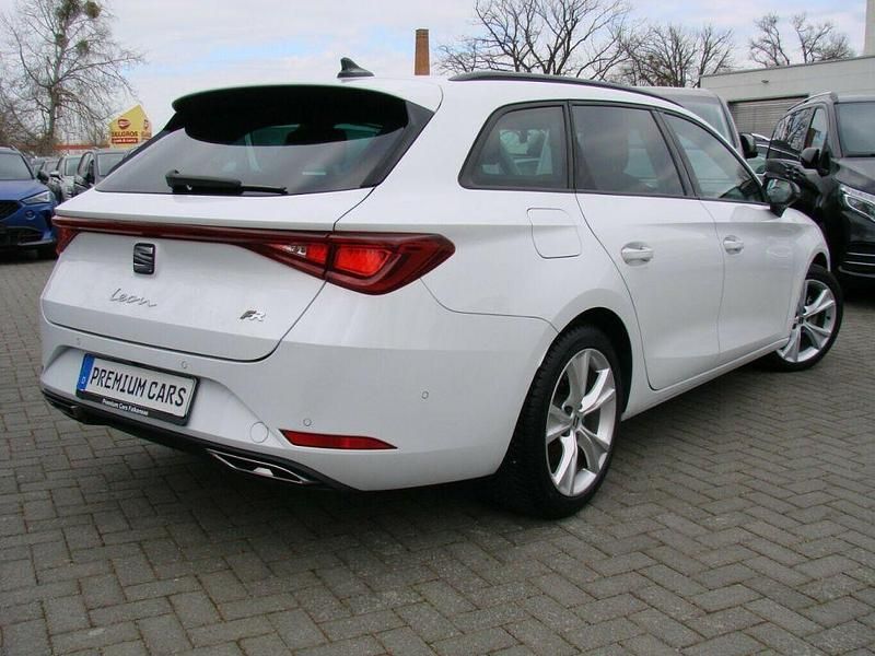Gebraucht Seat Leon FR 150 PS (110 kW) 2024 Blanco nevada pearl (metallic) Kombi