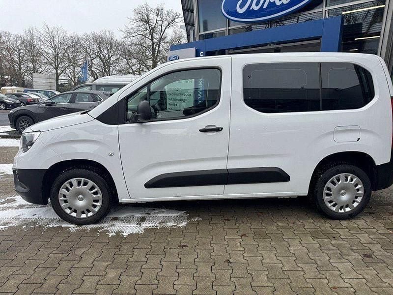 Gebraucht Opel Combo Life 102 PS (75 kW) 2023 Weiß Van / Kleinbus