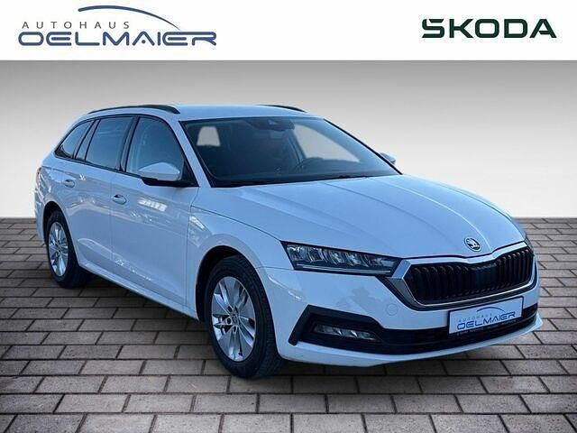 Gebraucht Skoda Octavia Ambition 150 PS (110 kW) 2021 Candyweiss Kombi