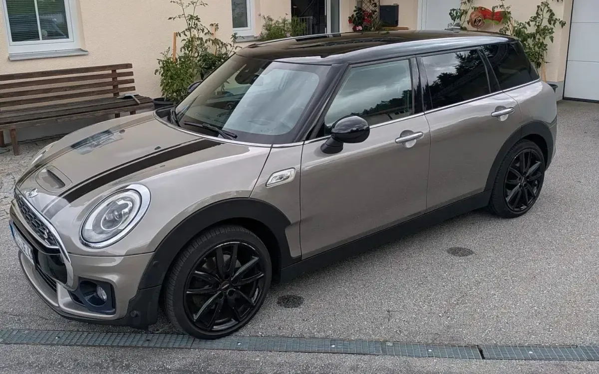 Gebraucht Mini Cooper S Clubman 192 PS (141 kW) 2017 Silber Kombi