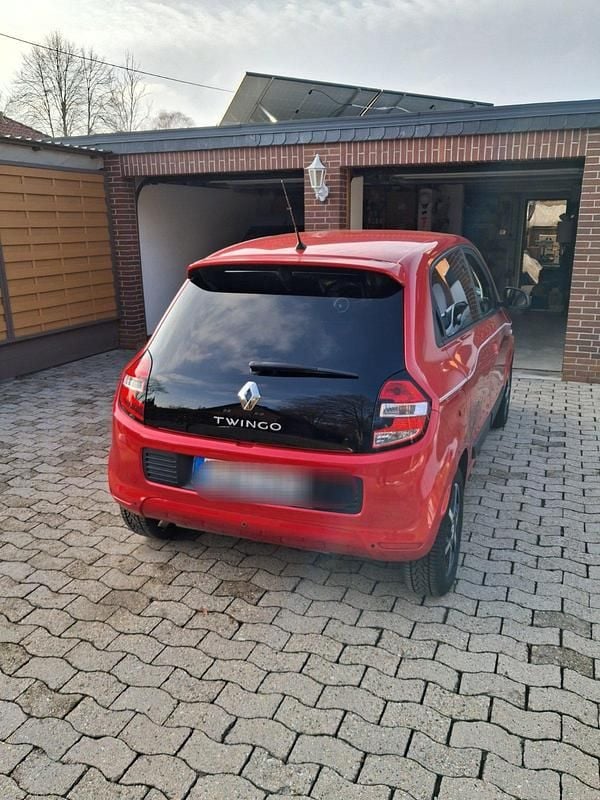 Gebraucht Renault Twingo LIMITED 69 PS (50 kW) 2017 Rot Kleinwagen