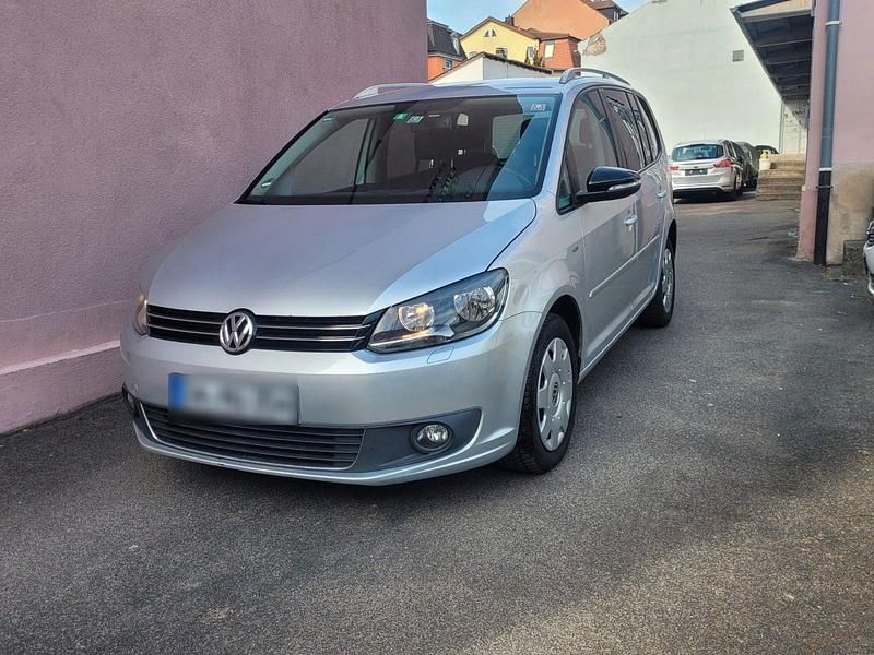 Gebraucht VW Touran Match 140 PS (102 kW) 2012 Silber Van / Kleinbus