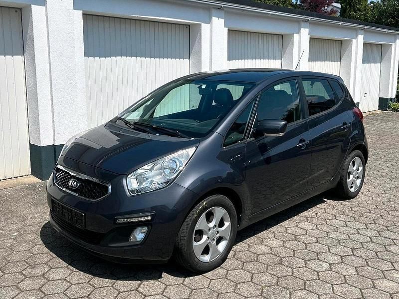 Grau Gebraucht 2013 Kia Venga 2 Kleinwagen | 3.750 € (Fairer Preis) - Bild 1/4