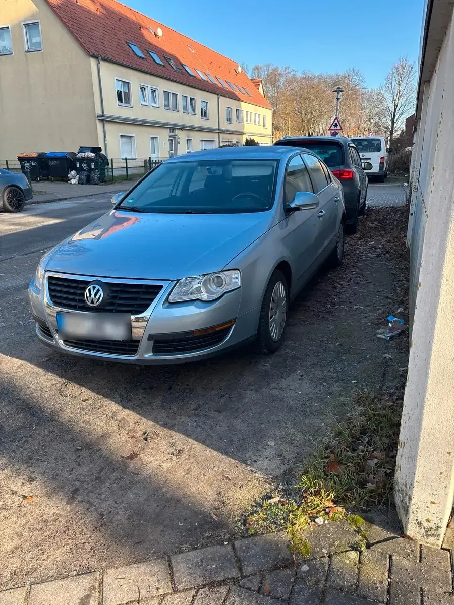 Gebraucht VW Passat 116 PS (85 kW) 2006 Blau Limousine