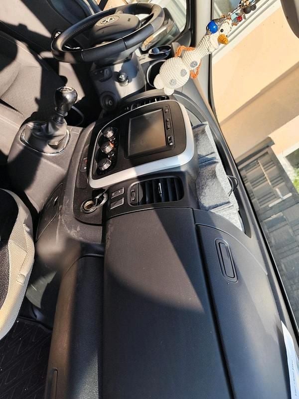 Gebraucht Opel Vivaro 140 PS (102 kW) 2014 Grau Van / Kleinbus