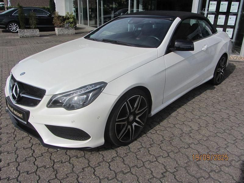 Weiß Gebraucht 2016 Mercedes E200 AMG line Cabrio | 28.200 € (Fairer Preis) - Bild 1/4