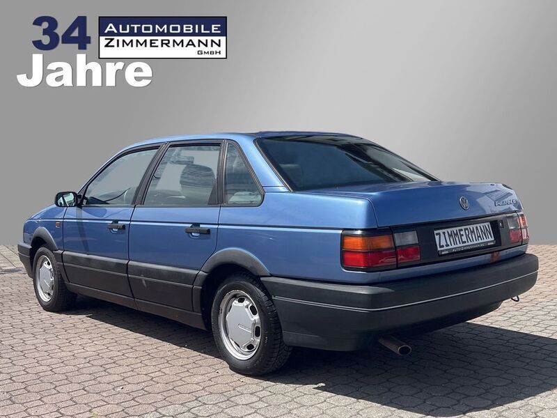 Gebraucht VW Passat 90 PS (66 kW) 1992 Blau Limousine