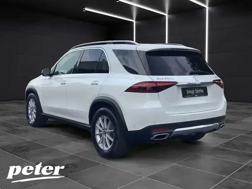 Gebraucht Mercedes GLE300 272 PS (200 kW) 2024 Unilack polarweiß SUV