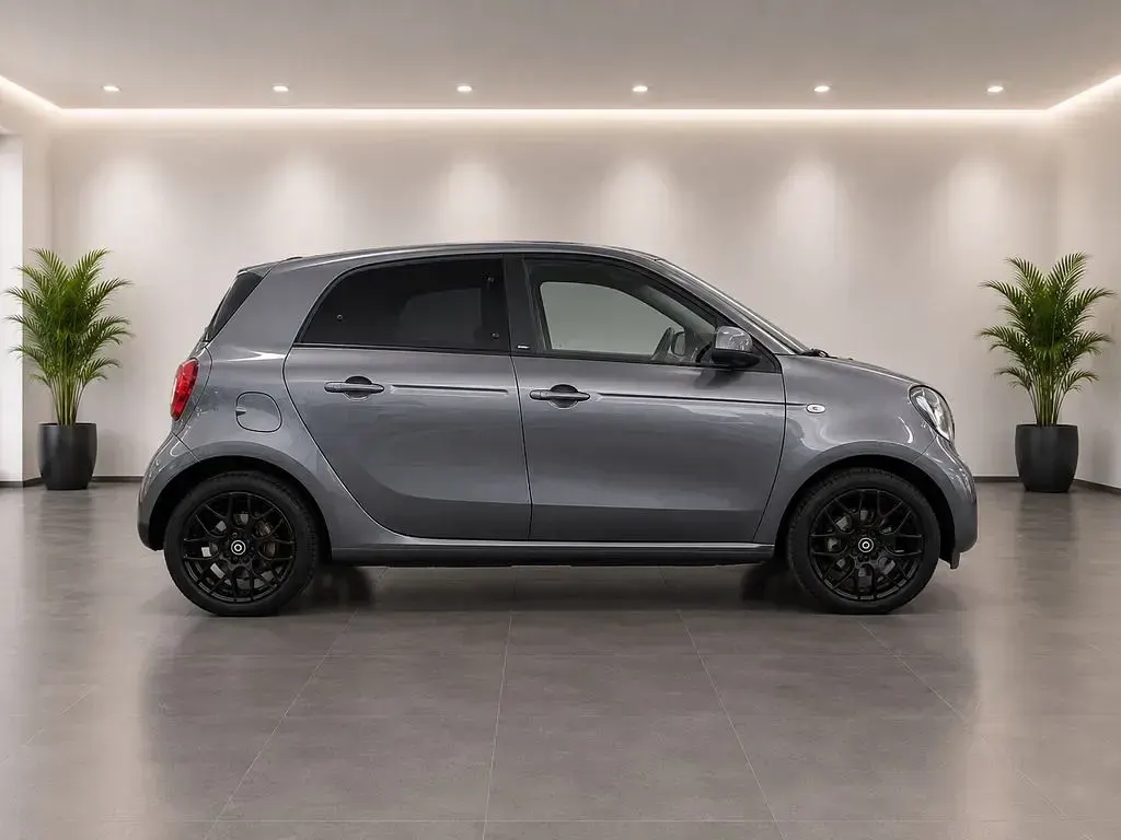 Gebraucht Smart ForFour Prime 90 PS (66 kW) 2019 Grau Kleinwagen