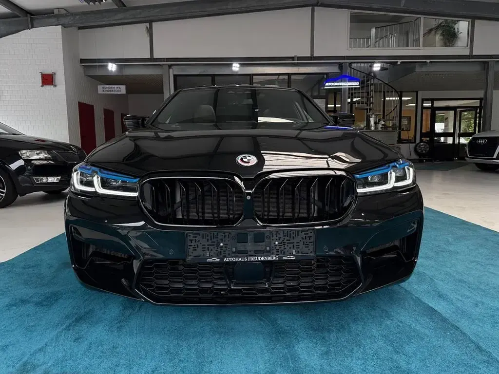 Gebraucht BMW M550 Performance 462 PS (339 kW) 2018 Schwarz Limousine