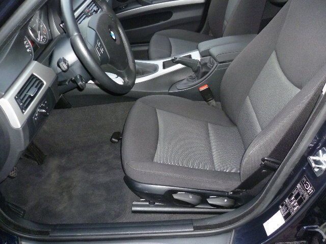 Gebraucht BMW 320 Advantage 150 PS (110 kW) 2007 Blau metallic Limousine