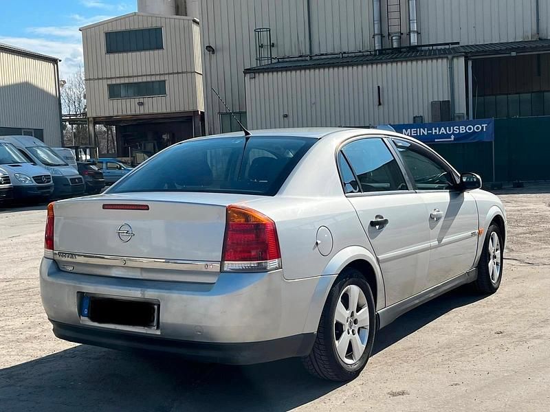 Gebraucht Opel Vectra 125 PS (91 kW) 2002 Silber Limousine