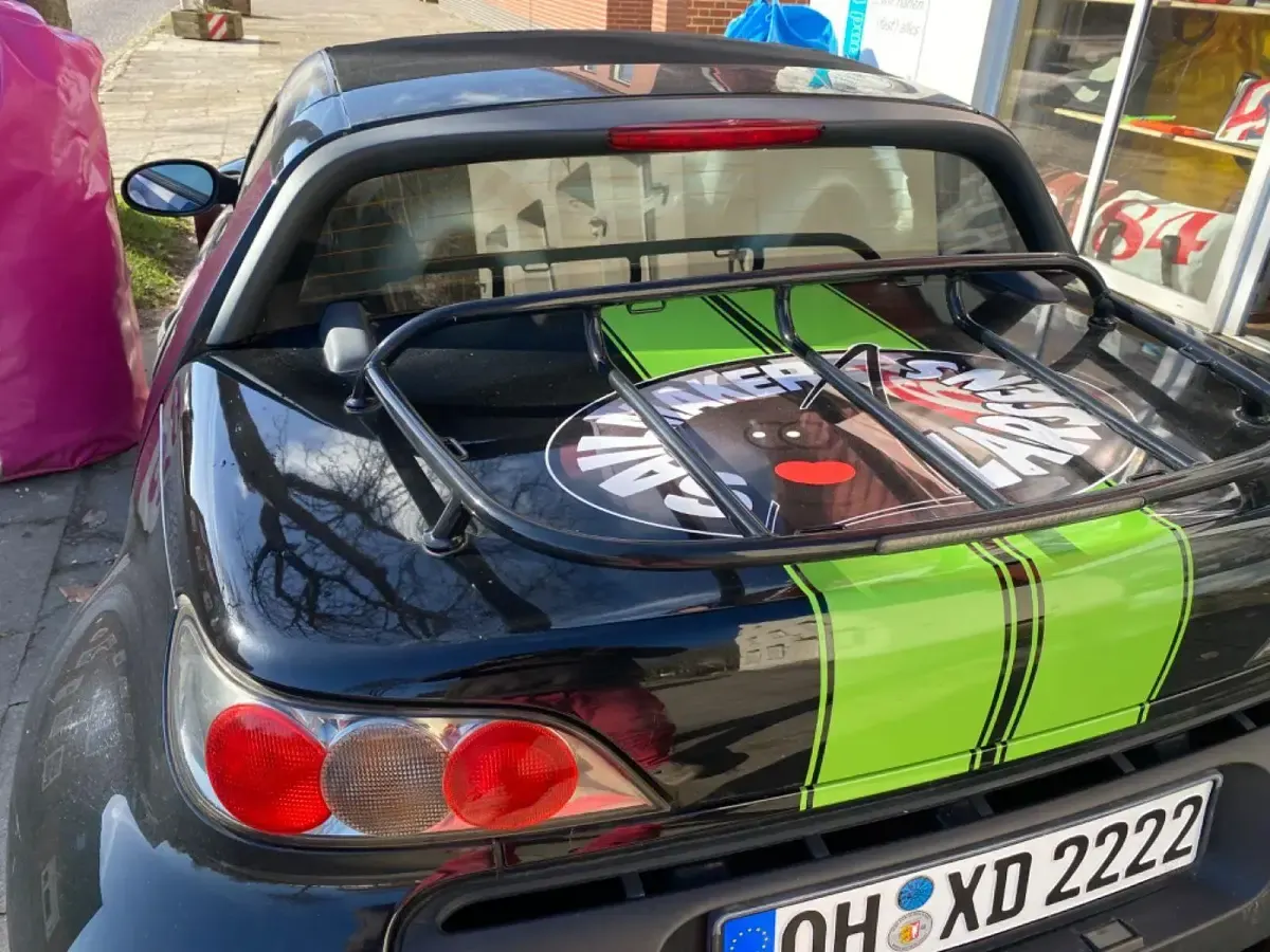 Używany Smart Roadster 82 KM (60 kW) 2003 Czarny Kabriolet