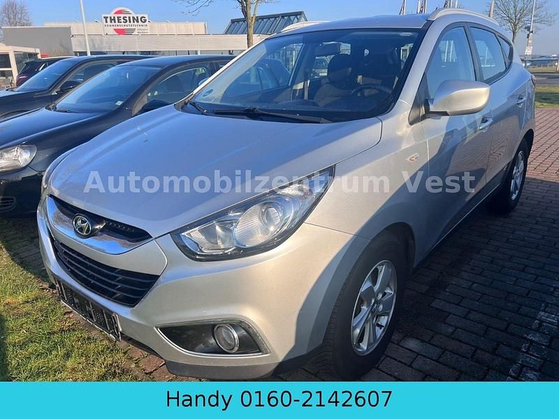 Silber Gebraucht 2012 Hyundai ix35 Comfort SUV | 6.980 € (Fairer Preis) - Bild 1/4