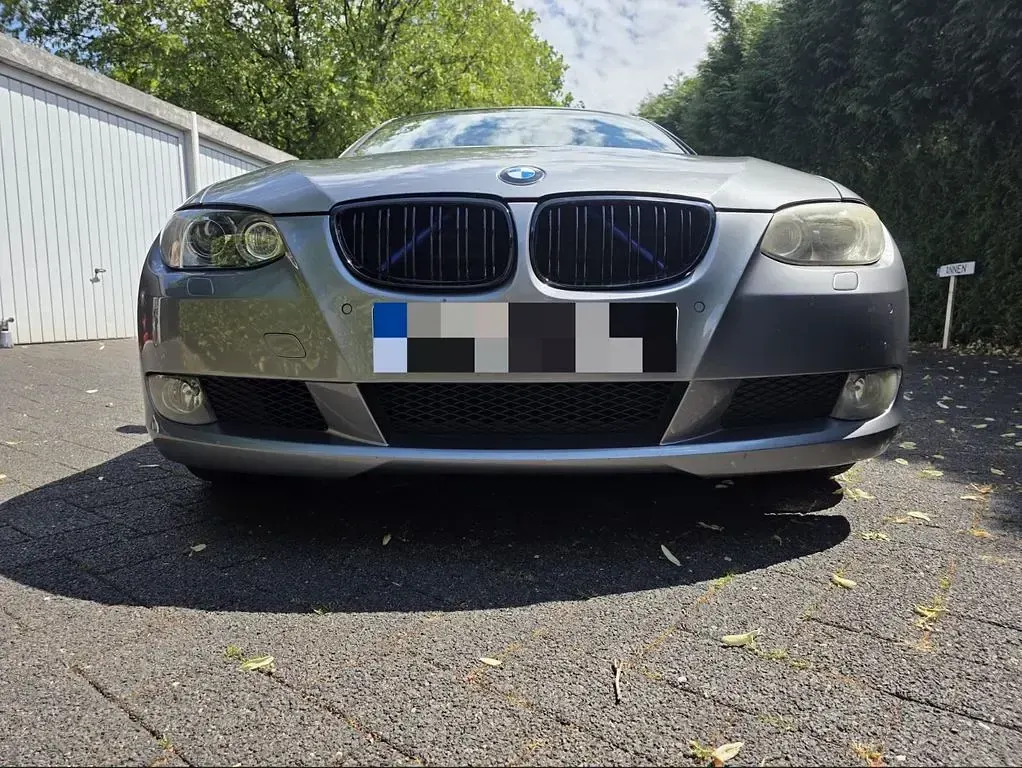Gebraucht BMW 325 218 PS (160 kW) 2009 Grau Coupé