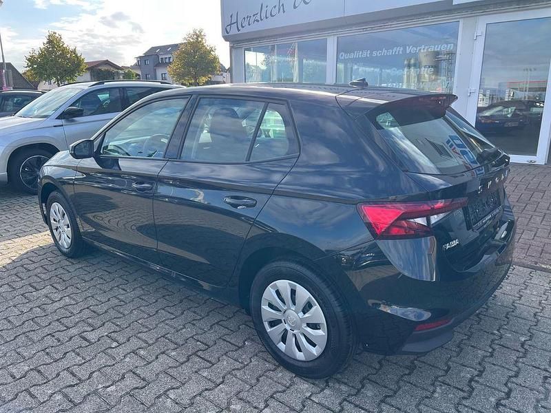 Neu Skoda Fabia Selection 95 PS (69 kW) 2025 Schwarz Kleinwagen