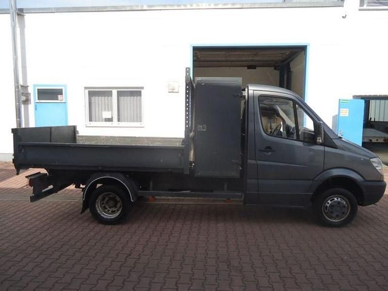 Używany Mercedes Sprinter 163 KM (119 kW) 2010 Szary Van